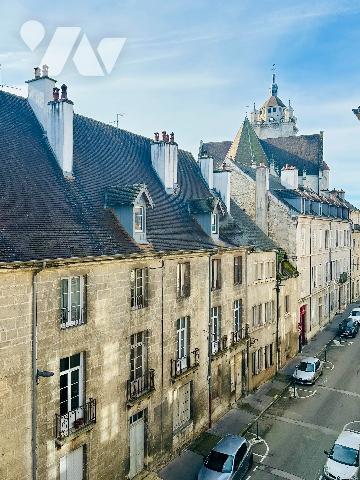 Dole , appartement centre ville , résidence avec ascenseur