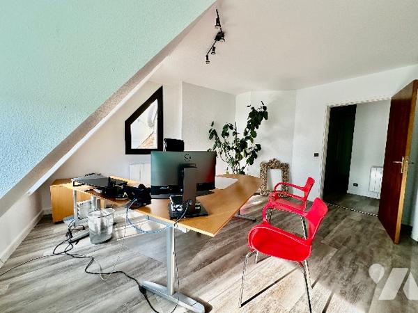 Dole , appartement centre ville , résidence avec ascenseur