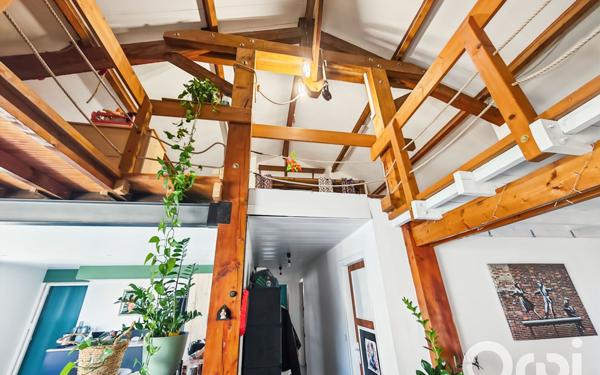 Maison à vendre    4 pièces • 191 m2 Bollène