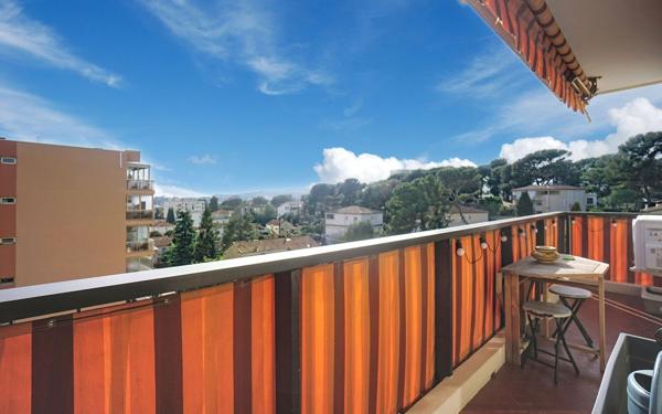 Appartement à vendre    2 pièces • 54,79 m2 Le Cannet