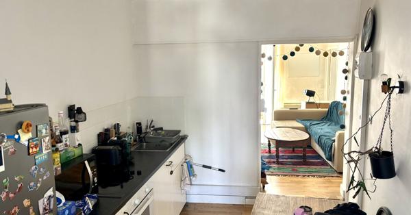A VENDRE NANTES SAINT-CLEMENT CHARMANT TYPE 2 FONCTIONNEL DANS BEL ANCIEN