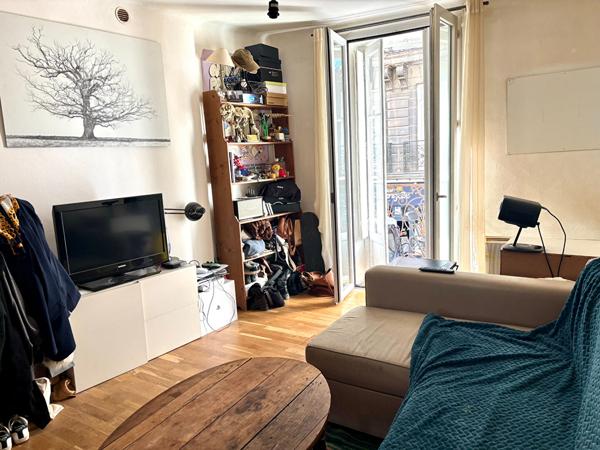 A VENDRE NANTES SAINT-CLEMENT CHARMANT TYPE 2 FONCTIONNEL DANS BEL ANCIEN