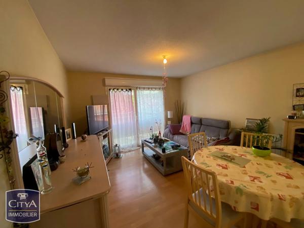 Appartement à vendre 2 pièces 41m² Ploumagoar (22970)