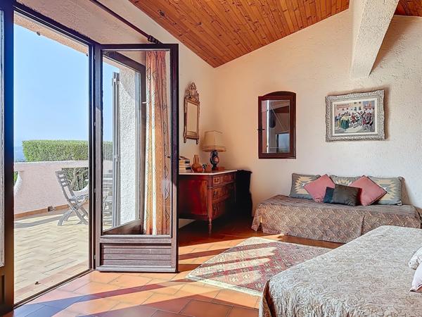 Maison à vendre  6 pièces - 160 m2 LECCI - 201