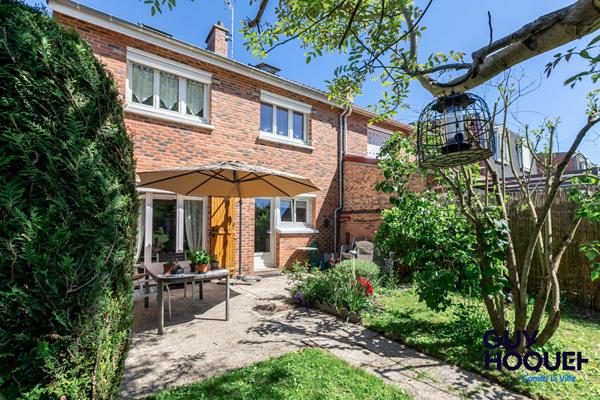 Maison à vendre à COMBS LA VILLE - 5 pièces, 3 chambres et 2 bureaux