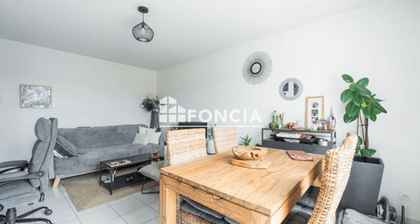 À vendre Appartement 2 pièces 46 m² - Juvignac 34990