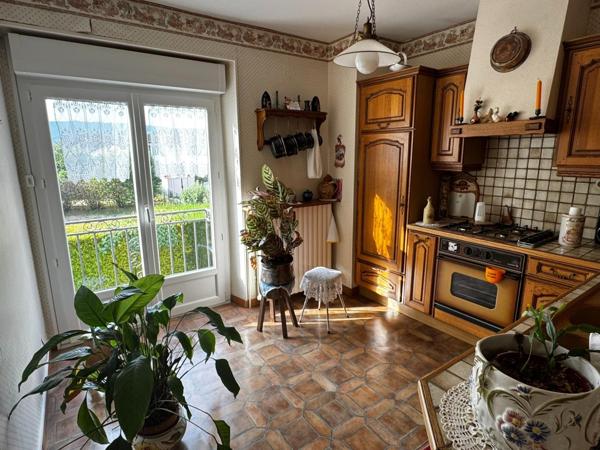 Maison individuelle avec grand terrain plat