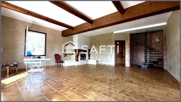 Villa de 195 m² sur Parc Paysager de 8016 m²