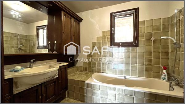 Villa de 195 m² sur Parc Paysager de 8016 m²