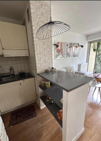 Location / Appartement T2 à Aix-en-Provence (13100)