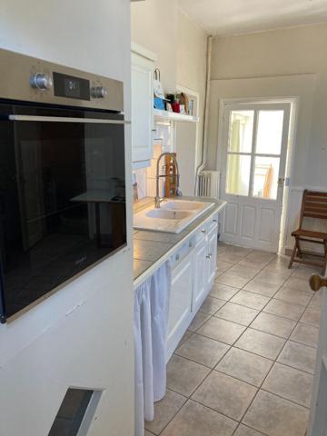 Maison de caractère en pierre au coeur de Fontenay le comte