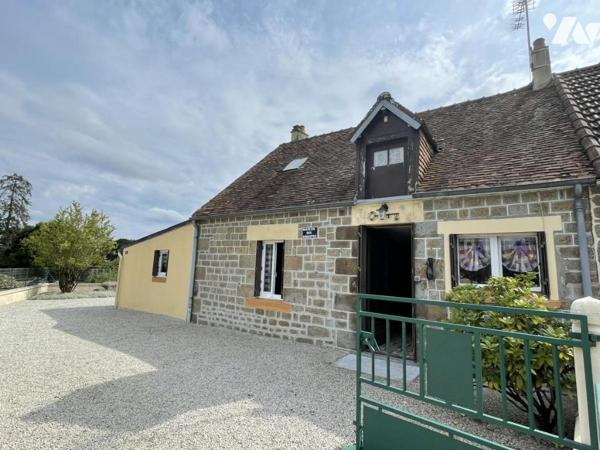 LA FERTE MACE, maison habitable de plain-pied avec terrain et grand garage