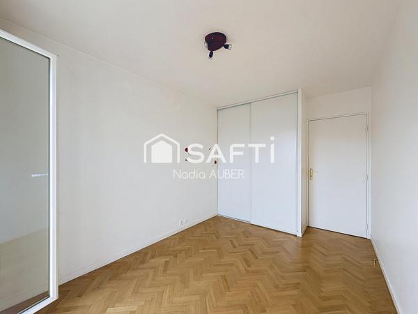 À VENDRE – Superbe 3/4 pièces dernier étage  avec grand balcon et parking – Plateau de Vitry-sur-Seine