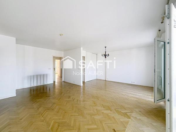À VENDRE – Superbe 3/4 pièces dernier étage  avec grand balcon et parking – Plateau de Vitry-sur-Seine