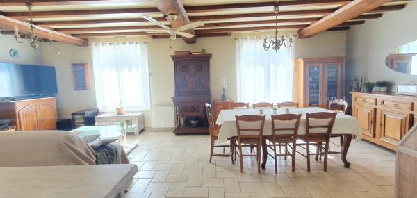 Immeuble de rapport à fort potentiel à proximité immédiate de la plage