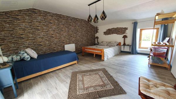 Maison à vendre à Le Vernet-Chaméane dans le Puy-de-Dôme (63580), ref : 2025-33-2025023