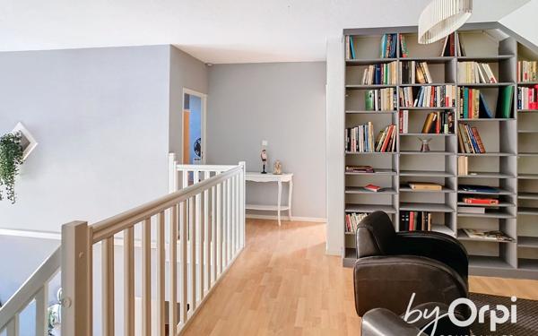 Maison à vendre    6 pièces • 240 m2 Néris-les-Bains