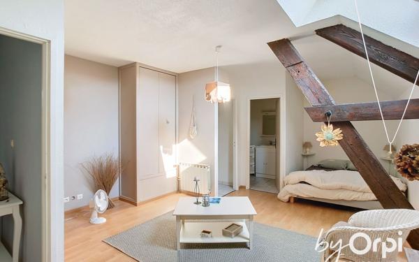 Maison à vendre    6 pièces • 240 m2 Néris-les-Bains