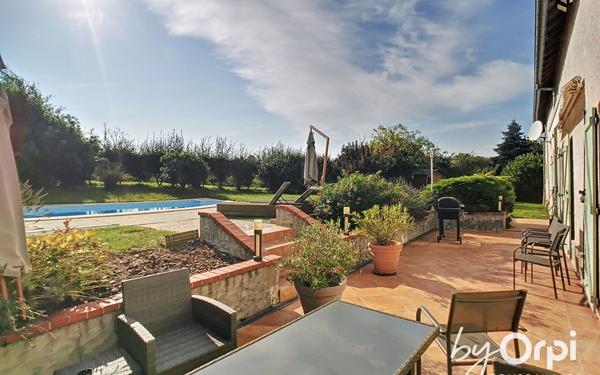 Maison à vendre    6 pièces • 240 m2 Néris-les-Bains