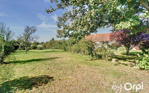 Maison à vendre    6 pièces • 240 m2 Néris-les-Bains