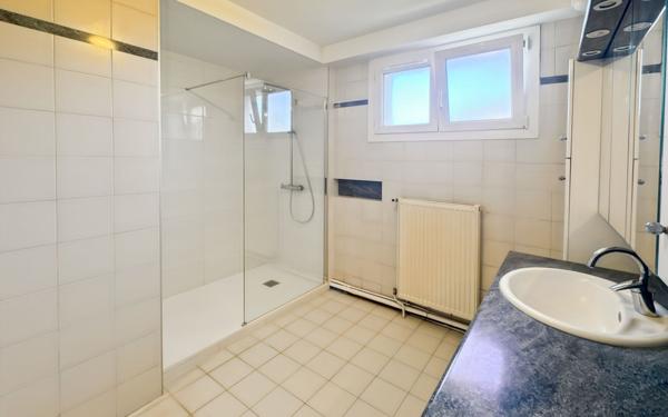 Appartement à vendre    5 pièces • 131,25 m2 Guilherand-Granges