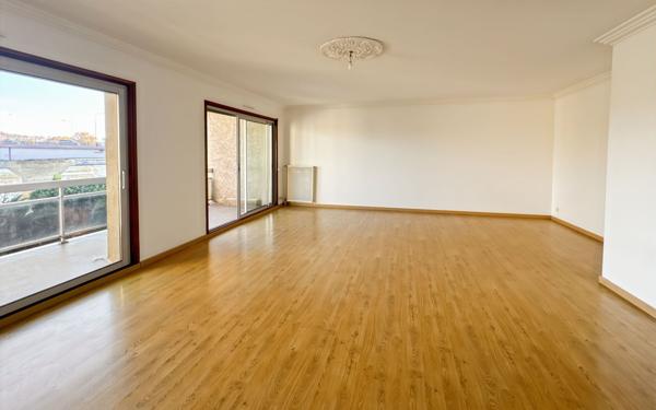 Appartement à vendre    5 pièces • 131,25 m2 Guilherand-Granges