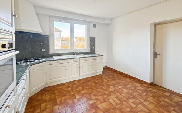 Appartement à vendre    5 pièces • 131,25 m2 Guilherand-Granges