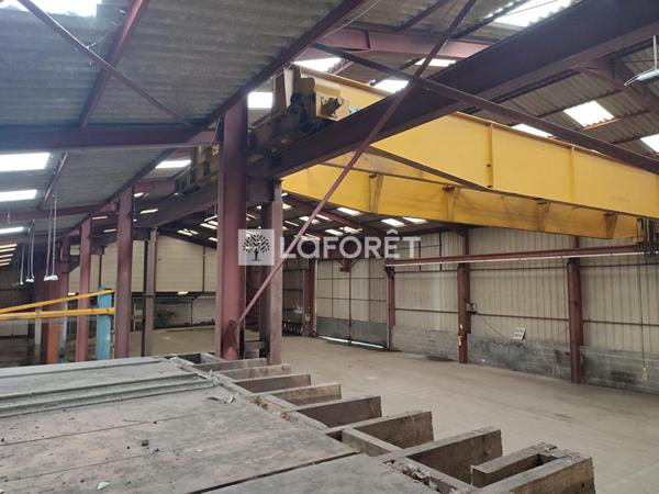 Location local commercial Saint-Nicolas-de-Redon - 1400 m² - 5 000 €/mois