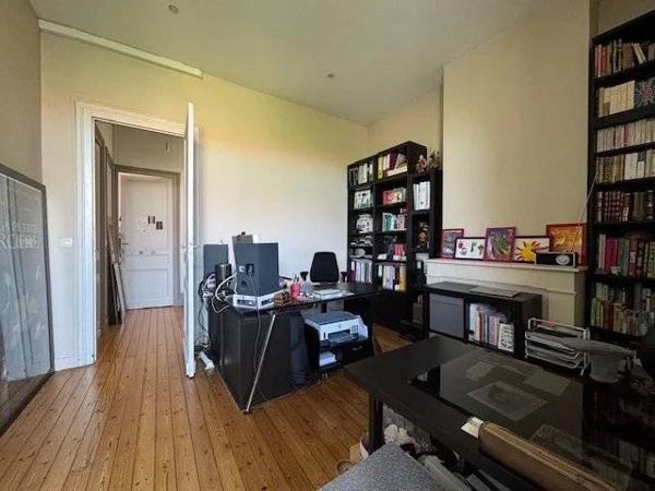 Maison Familiale Bourgeoise avec extérieur