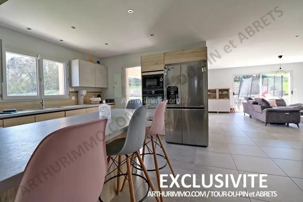 Vente Villa 5 pièces 133 m2 à La Tour-du-Pin