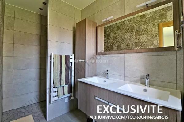 Vente Villa 5 pièces 133 m2 à La Tour-du-Pin