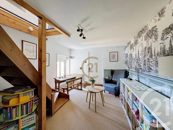 Appartement F5 à vendre  5 pièces - 81,18 m 2   PLANCHER BAS  - 70