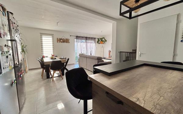 Maison à vendre    4 pièces •  Vauvert