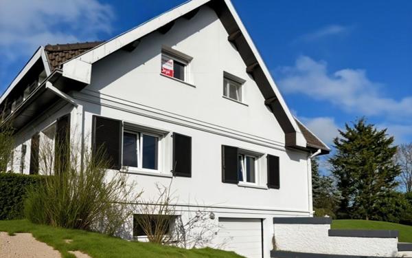 Maison à vendre    7 pièces • 186 m2 Peltre