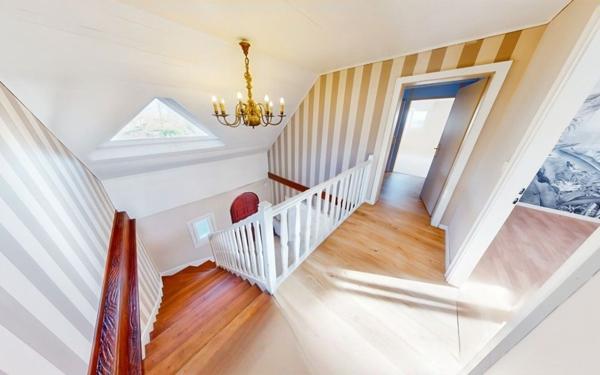 Maison à vendre    7 pièces • 186 m2 Peltre