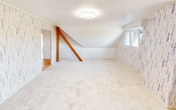 Maison à vendre    7 pièces • 186 m2 Peltre