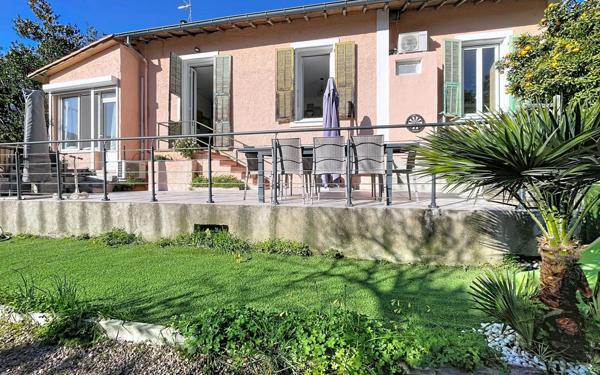 Maison à vendre    3 pièces • 53 m2 Nice