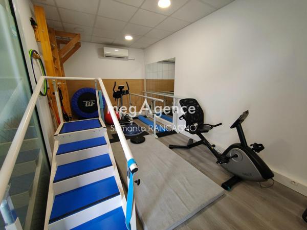 Local Commercial à FREJUS, 83600 - 5 pièces 113m²