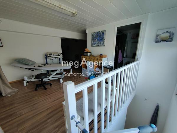 Local Commercial à FREJUS, 83600 - 5 pièces 113m²