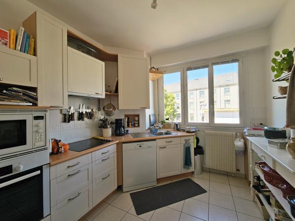 Appartement T6 dans Résidence de standing