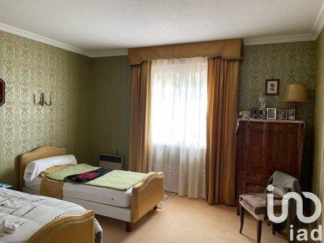 Maison traditionnelle 13 pièces de 231 m² à Montoire-sur-le-Loir (41800)