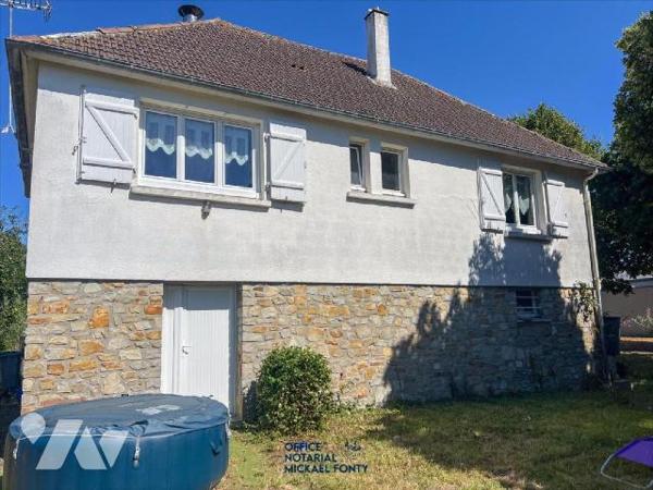 Située dans un quartier recherché, à proximité immédiate de l'école, cette maison de 75 m2 de s...