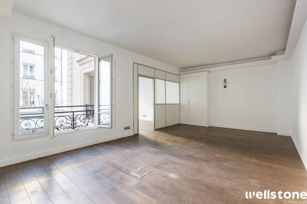 Bureaux à louer à PARIS 75008