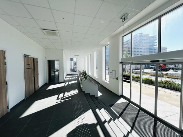 Bureaux à louer Bordeaux Euratlantique neuf et divisible dès 121 m²