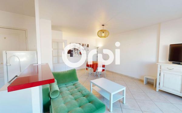 Appartement à vendre    2 pièces • 48,23 m2 Carqueiranne