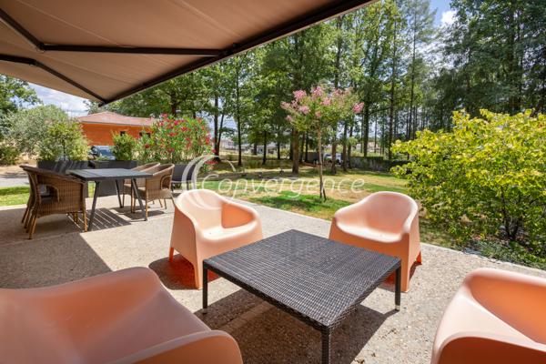 Maison
                                                                                                                                                                                                                                                                                                                        6 pièce(s)                                                                                                                                                                                                          4 chambre(s)                                                                                                                                                                                                          161  m²