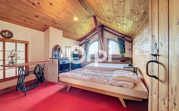 Maison à vendre    4 pièces • 187 m2 Viuz-en-Sallaz