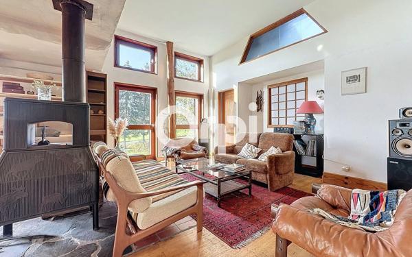 Maison à vendre    4 pièces • 187 m2 Viuz-en-Sallaz