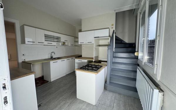 Maison à vendre    2 pièces • 87 m2 Faverolles