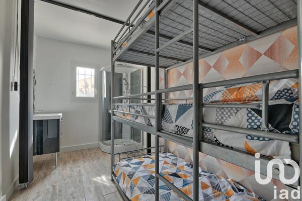 Maison à vendre 5 pièces 205 m² Bandol